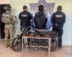 Detiene la SSPM a joven con motocicleta robada y arma de fuego en Ciudad Obregón