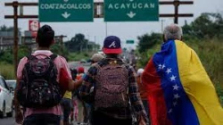 Defiende AMLO apoyos a migrantes de Venezuela