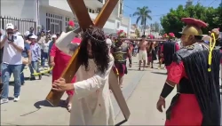 Mazatlán se suma a festejo de viacrucis por Semana Santa
