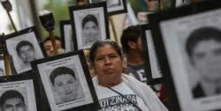 Avala AMLO iniciativa de Monreal  de amnistía caso Ayotzinapa
