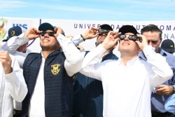 Jornada histórica para la Nueva Universidad con el avistamiento del Eclipse Total de Sol en Mazatlán