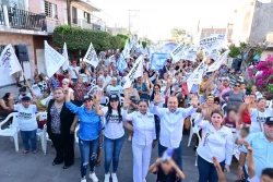 El candidato por la alcaldía de Mazatlán Memo Romero se compromete a traer al Carnaval 2025 a Chayanne