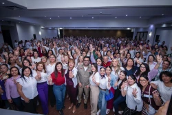 Arropan mujeres, la propuesta de Juan de Dios Gámez Mendivil, candidato de MORENA a la alcaldía de Culiacán