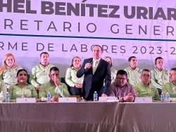 Jesús Benítez presenta su primer informe de labores