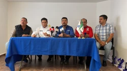 Martín Pérez se compromete apoyará a los agricultores del distrito 23