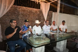 Morenistas se unen a Memo Romero