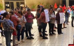 “Acaparadores” se aprovechan de familias invasoras en Sinaloa