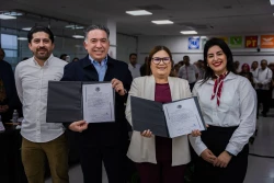 Imelda Castro y Enrique Inzunza reciben constancia como Senadores de la República