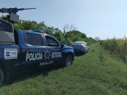 Policías Estales del Grupo Élite recuperan una camioneta robada en Culiacán