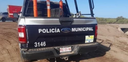 Encuentran cuerpo de hombre en estado de descomposición flotando en canal de Navolato