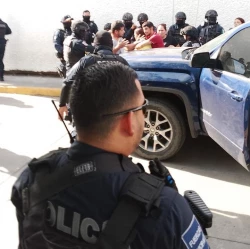 Capturan a 3 sujetos en área de urgencias del Hospital General de Culiacán que iban a rematar a tres heridos