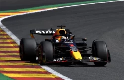 Verstappen dominó la primera sesión de entrenamientos libres