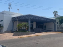 Después de 14 horas en el SEMEFO llega a la funeraria el cuerpo de Cuén Ojeda