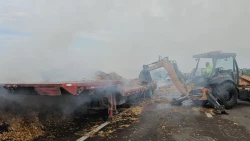 Se incendia caja de tráiler en la autopista Culiacán - Mazatlán