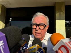 No hay toque de queda: Gobernador Rocha