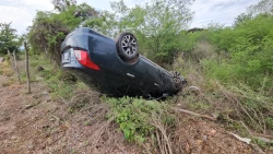 Vehículo se vuelca en sector norte de la ciudad