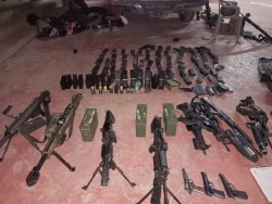 Decomisan armamento tras enfrentamiento en Paredones que desencadenó bloqueos y balaceras