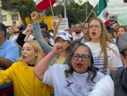Norma Piña tiene derecho a manifestarse, dice AMLO