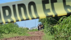 En estado de putrefacción, sin ropa y con las manos atadas, localizan otro cuerpo en Culiacán
