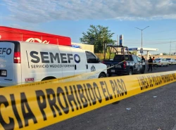 Encuentran a joven asesinado a balazos y huellas de tortura sobre el boulevard Pedro Infante en Culiacán