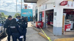 Asesinan a tiros a hombre frente a expendio de cerveza en la Renato Vega de Culiacán