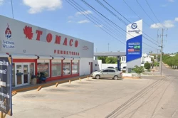 Sujetos armados y encapuchados atracan ferretería en fraccionamiento Santa Fe de Culiacán