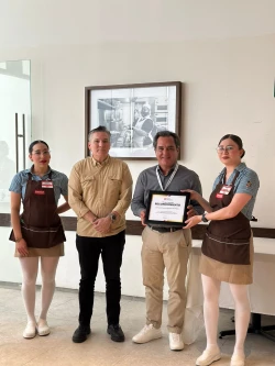 Su labor trasciende el deber. Bomberos de Culiacán reciben reconocimiento