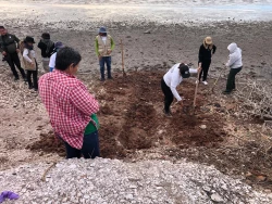 Rastreadoras de El Fuerte localizan tres cuerpos en dos osamentas en la Bahía Navachiste, municipio de Juan José Ríos