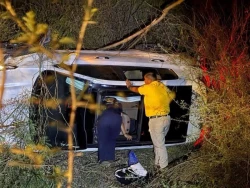 Bebé pierde la vida en volcadura al sur de Mazatlán