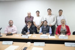 Recibe Congreso de Sinaloa propuesta para fortalecer a pequeñas constructoras en licitaciones públicas