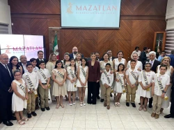 Toman protesta integrantes del Cabildo Infantil 2025 de Mazatlán