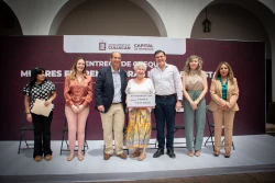 Firman convenio con Banca Afirme y entregan apoyos a mujeres emprendedoras en Culiacán