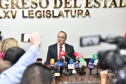 "Ahome se sigue pintando de color tinto": Antonio Menéndez