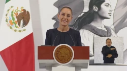 Sheinbaum reitera su apoyo a docentes en su día