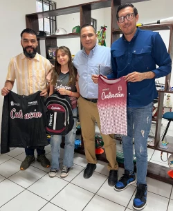 Recibe director del IMDEC a para atleta Valeria Arredondo