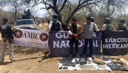 Capturan a dos hombres con arsenal y equipo táctico tras enfrentamiento en Sáric