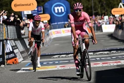 Isaac del Toro sigue de líder del Giro, finaliza en segundo lugar de la etapa 19