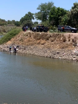 Localizan sin vida a un hombre flotando en un canal del Campo Esperanza, en El Fuerte