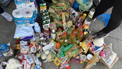 Tianguistas de la Flores Magón en Mazatlán se organizan para apoyarse entre sí con despensas