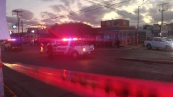 Tres jóvenes motociclistas resultan heridos de bala, tras ser atacados a balazos en la avenida Santa Rosa