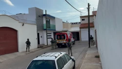 Mujer resulta herida por presunta bala perdida en Culiacán