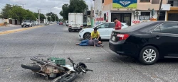 Motociclista lesionado tras choque con automóvil en el sector Campestre en Los Mochis