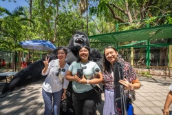 Familias satisfechas en su visita al Zoológico de Culiacán tras presentación de pareja de hipopótamos