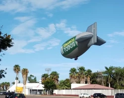 ¡Hasta con dirigible en el cielo! La Caja de Ahorro Mexicana se hace presente en Los Mochis