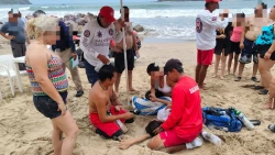 Durante el domingo en Mazatlán 17 personas fueron rescatadas de morir ahogadas en el mar 