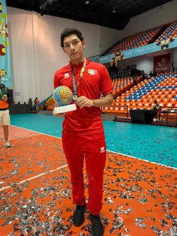 Alumno de Cecyte Sonora conquista medalla de plata para México en Torneo Internacional de Voleibol