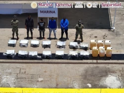 Tras operación marítima, Fuerzas Armadas aseguran más de una tonelada de cocaína en costas de Oaxaca, México