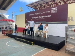 Entregan equipamiento a 140 emprendedores en Mazatlán a través de programa Equipa Sinaloa