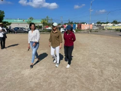 Se invierten alrededor de 2 mdp en cancha de futbol y rehabilitación de parque en Fraccionamiento Santa Fe