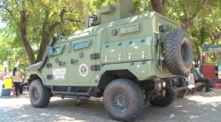 Muestra la SEDENA su equipo de fuerza en Culiacán